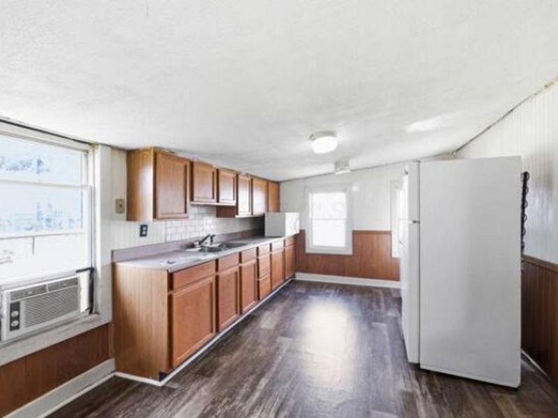 365 Clinton Street, Newark, OH 43055 Photo 12