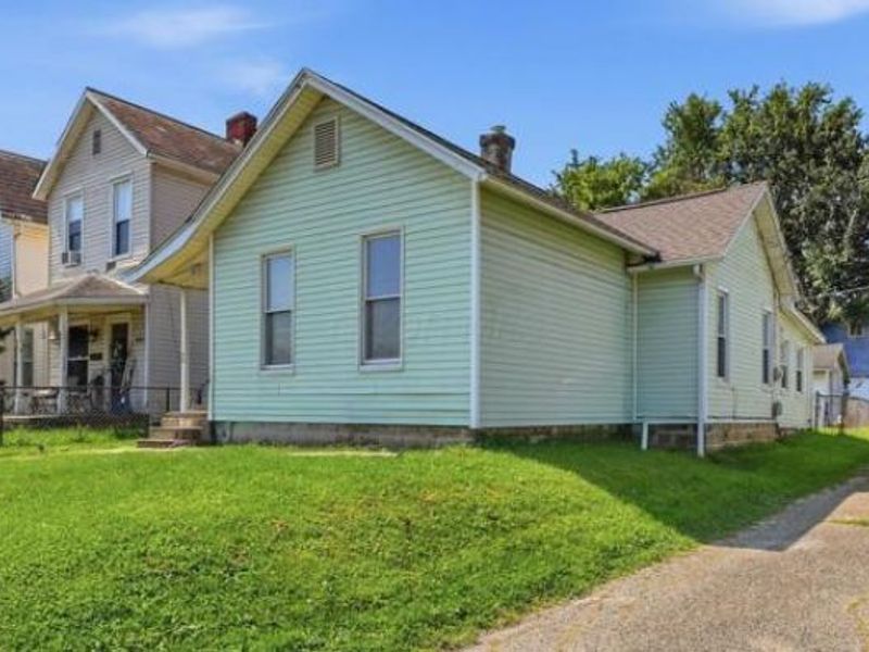 365 Clinton Street, Newark, OH 43055 Photo 3