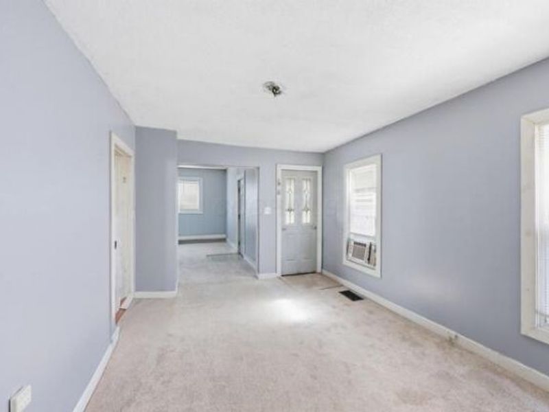 365 Clinton Street, Newark, OH 43055 Photo 6
