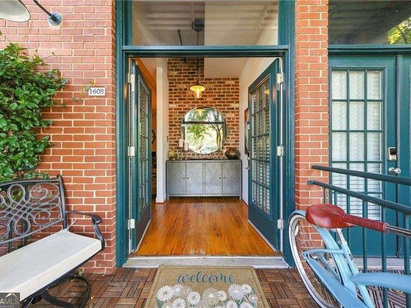 1608 Liberty Lane, Roswell, GA 30075