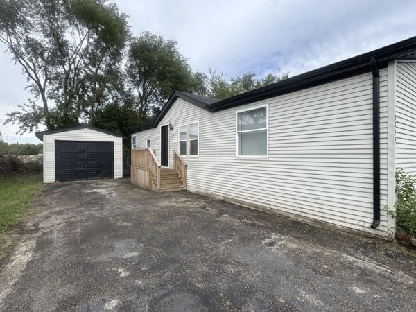 2215 Rush Street , Sauk Village, IL 60411