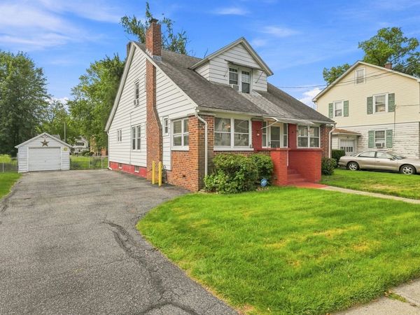 764 Allen St, Springfield, MA 01118
