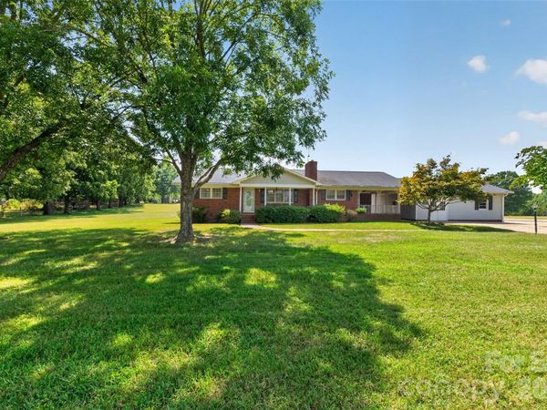 2639 Mount Olive Church Road, Newton, NC 28658