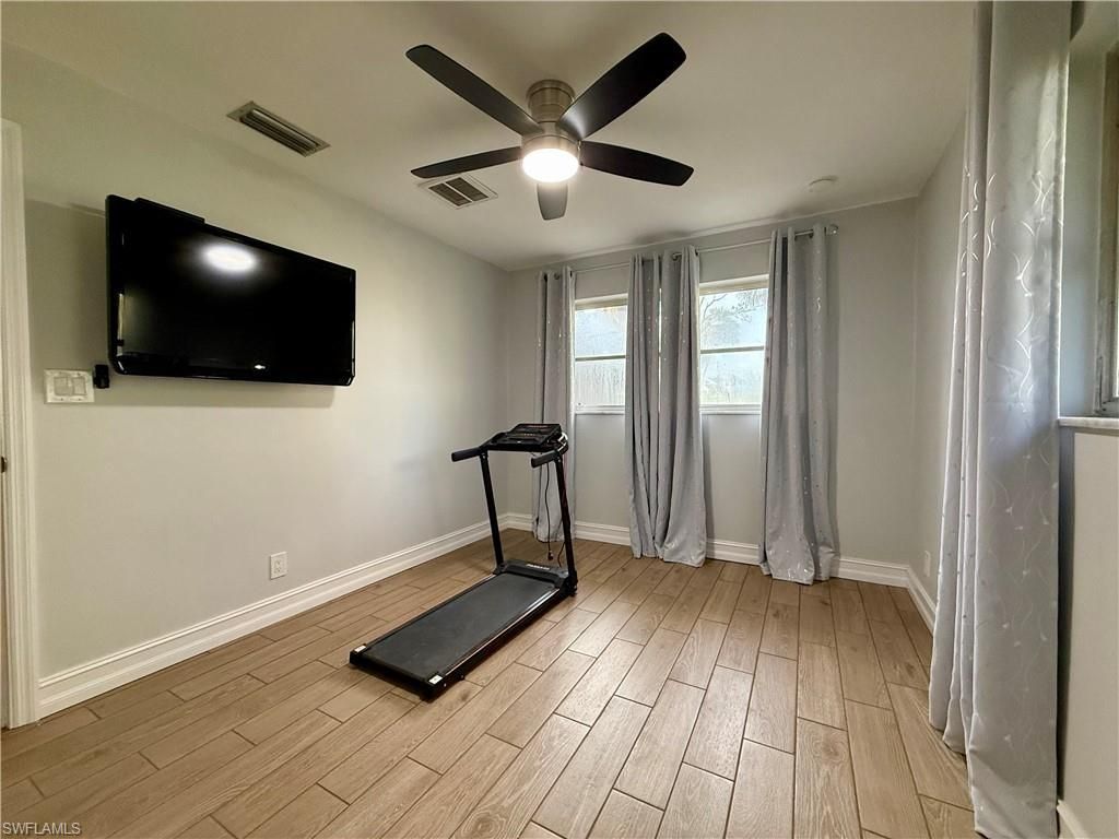 6090 Island Park Ct Sw, Fort Myers, FL 33908 Photo