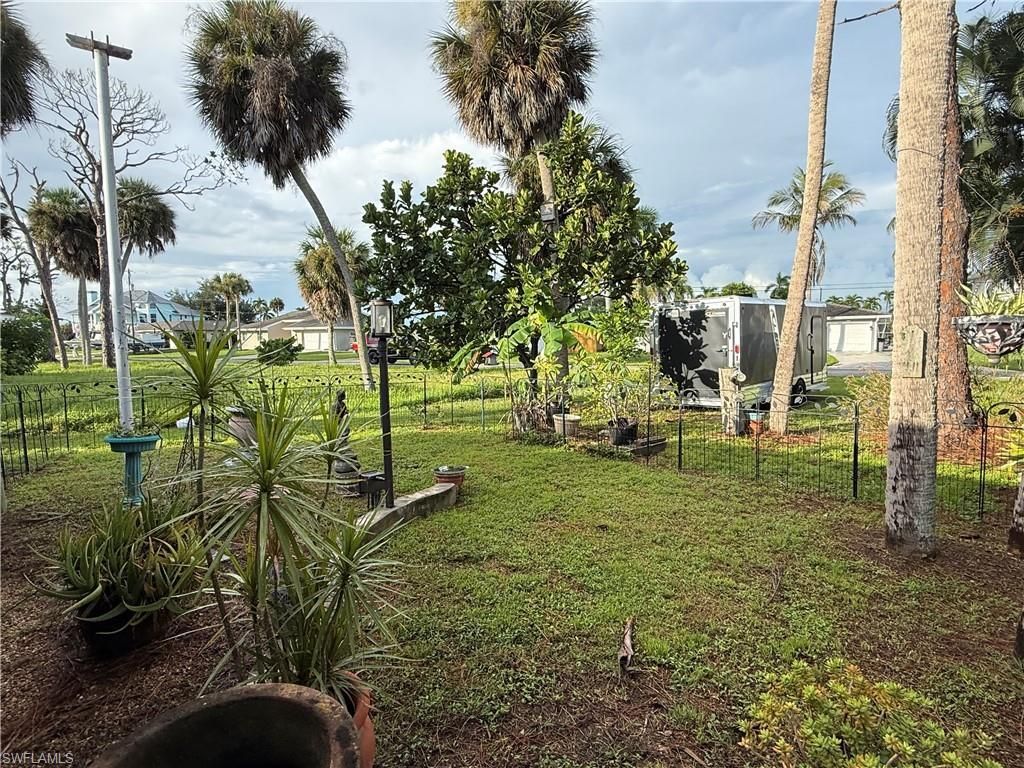 6090 Island Park Ct Sw, Fort Myers, FL 33908 Photo
