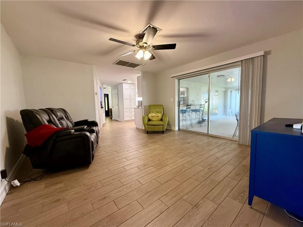 6090 Island Park Ct Sw, Fort Myers, FL 33908 Photo