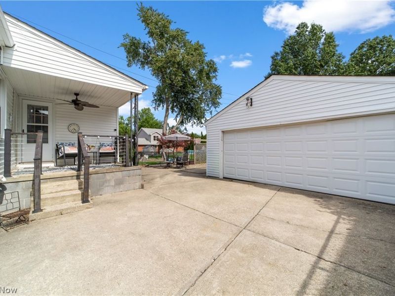 829 Elmwood Avenue, Wickliffe, OH 44092 Photo 33