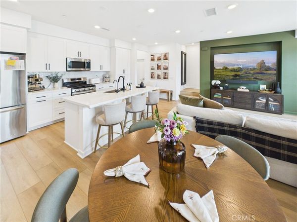 17952 Seaglass Drive, Huntington Beach, CA 92647