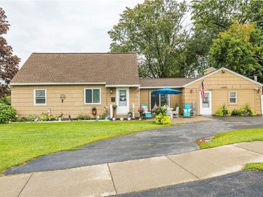 71 Ridge, Rochester, NY 14626