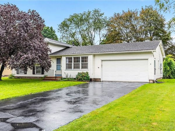 375 Wildwood Drive, Rochester, NY 14616