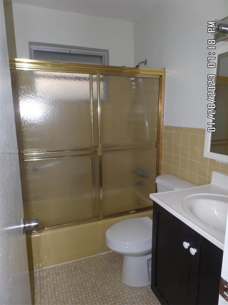 2222 Jackson St, Unit 1E, Hollywood, FL 33020 Photo