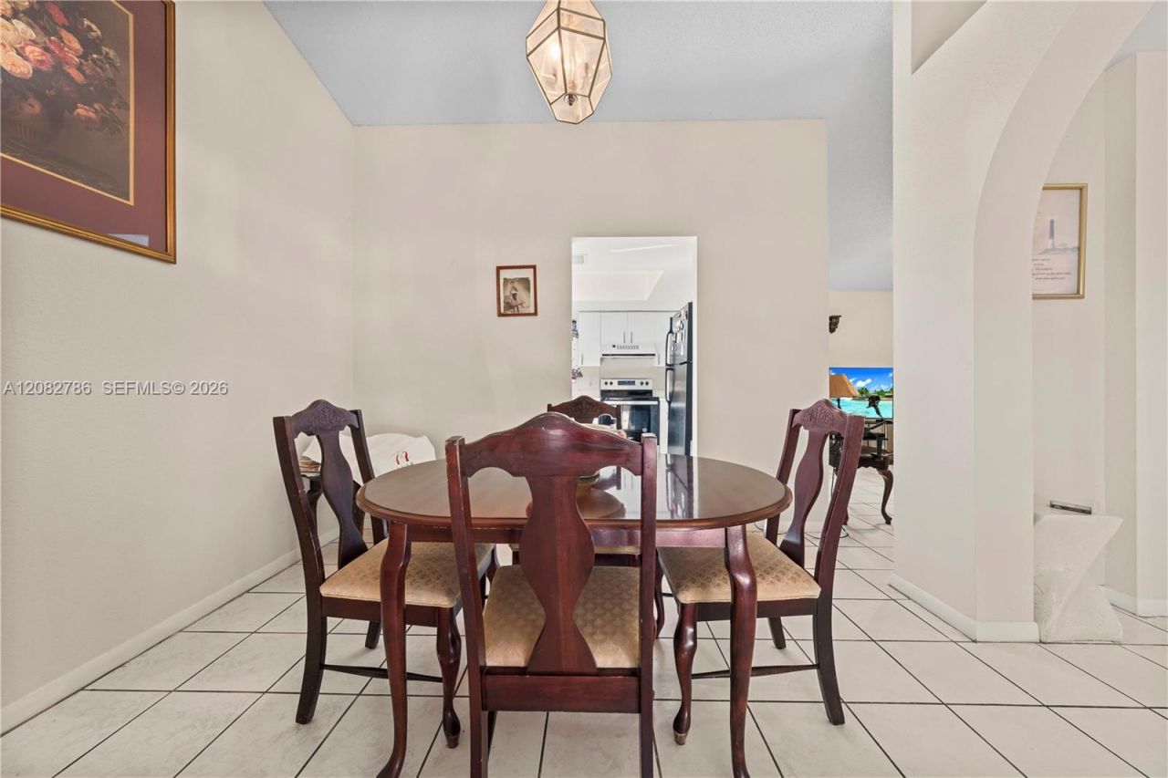 20315 SW 86th Ct, Cutler Bay, FL 33189 Photo