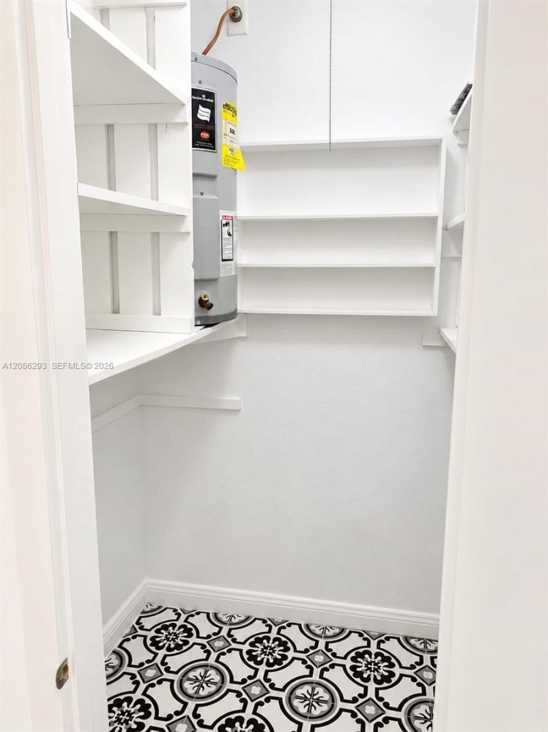 2915 Plunkett St, Unit 11D, Hollywood, FL 33020 Photo