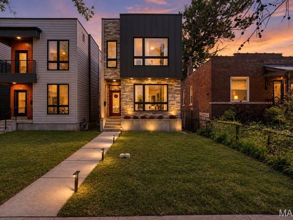 4330 Vista Avenue , St Louis, MO 63110