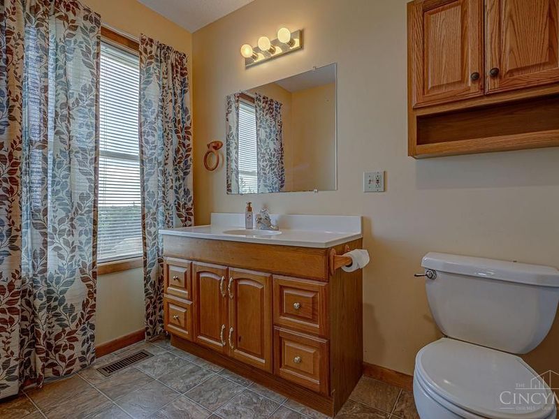 40 Thornhill Drive, Hamilton, OH 45013 Photo 19