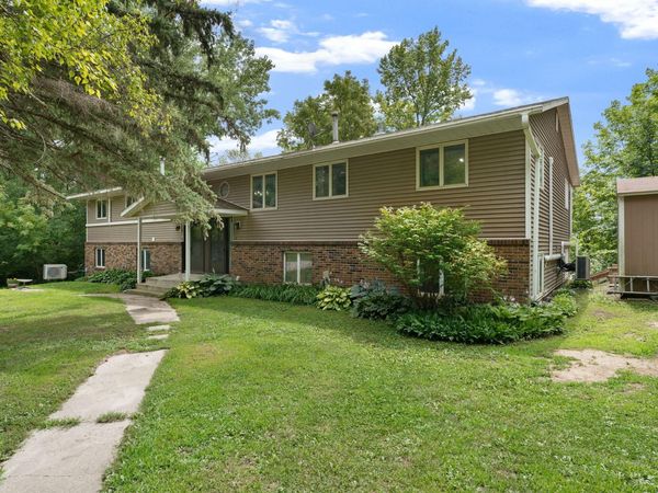 6960 French Lake Court , Faribault, MN 55021
