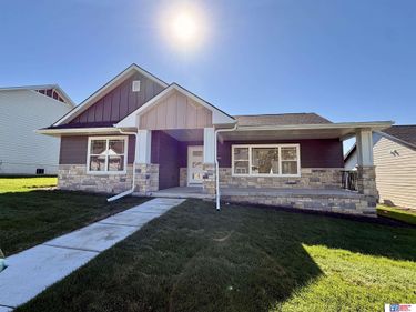 1087 Ironwood Drive, Seward, NE 68434