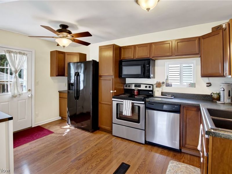 1848 17th Street, Cuyahoga Falls, OH 44223 Photo 5
