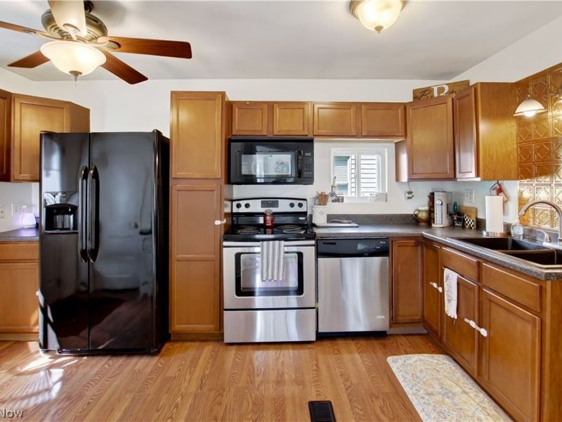 1848 17th Street, Cuyahoga Falls, OH 44223 Photo 6