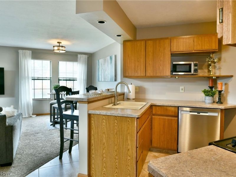 4052 Saint Andrews Court, Unit 4, Canfield, OH 44406 Photo 10