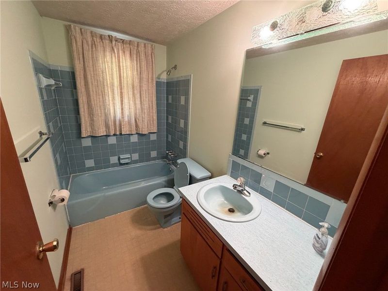 6322 Chiltern Road NW, Canal Fulton, OH 44614 Photo 16