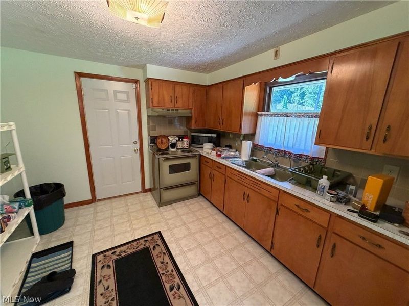 6322 Chiltern Road NW, Canal Fulton, OH 44614 Photo 19