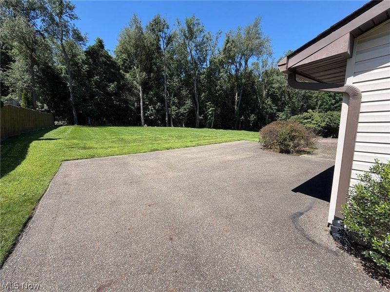 6322 Chiltern Road NW, Canal Fulton, OH 44614 Photo 4