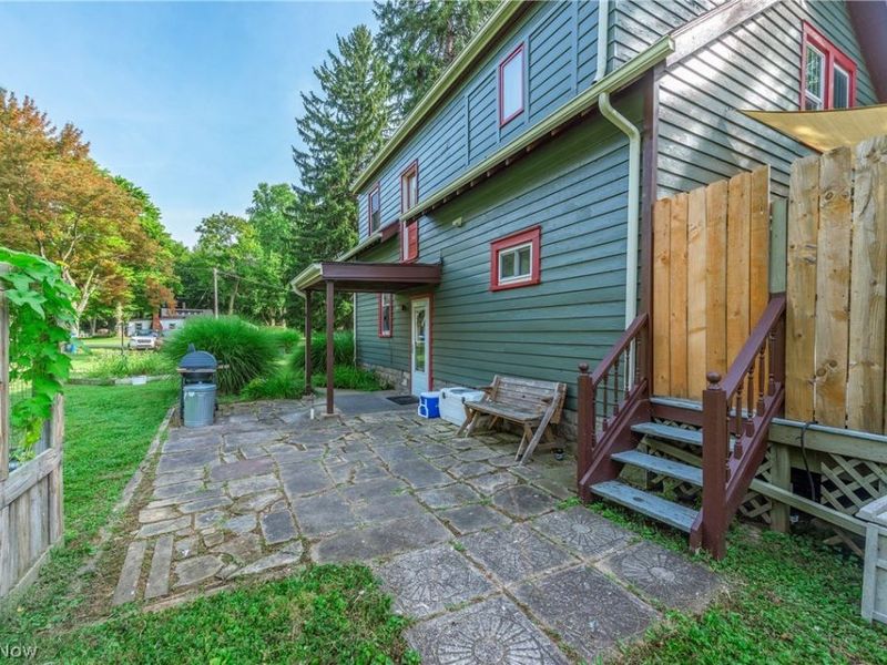 8424 Usher Road, Olmsted Falls, OH 44138 Photo 34