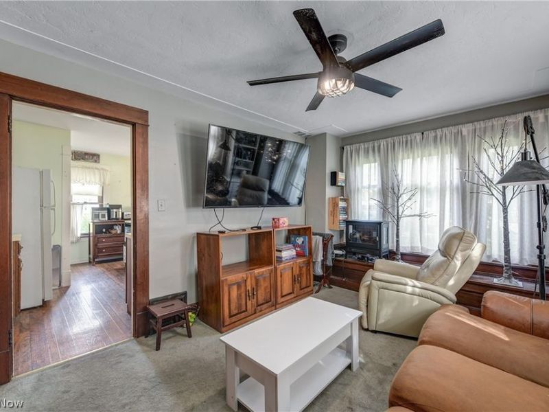 8424 Usher Road, Olmsted Falls, OH 44138 Photo 6