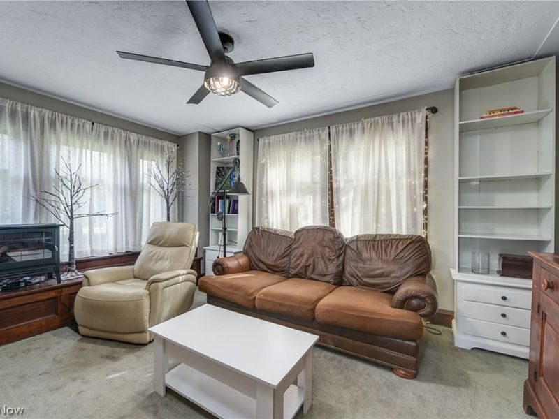 8424 Usher Road, Olmsted Falls, OH 44138 Photo 7