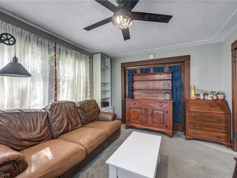 8424 Usher Road, Olmsted Falls, OH 44138 Photo 8