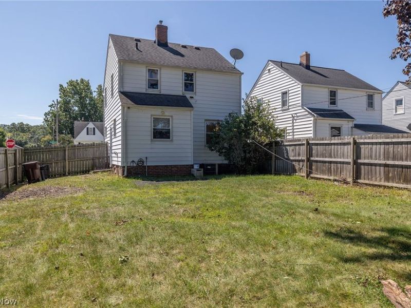 4402 Pershing Avenue, Parma, OH 44134 Photo 3