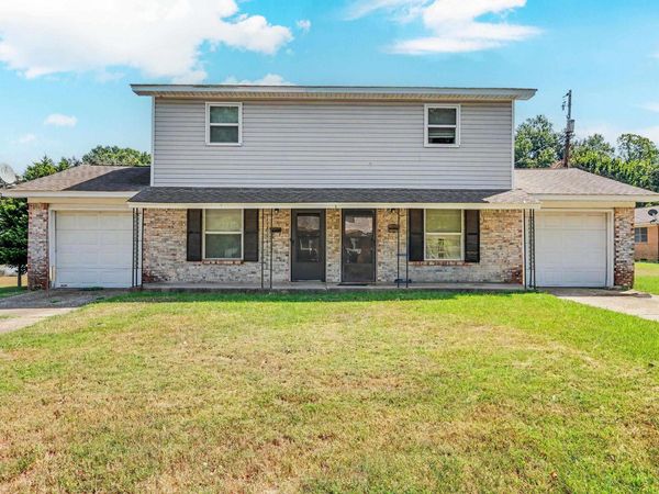 1 Clint Court , Little Rock, AR 72205