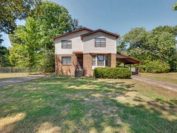 320 Nebling Road , Little Rock, AR 72205