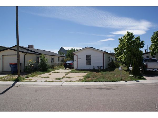 208 Glen Ayre St, Dacono, CO 80514