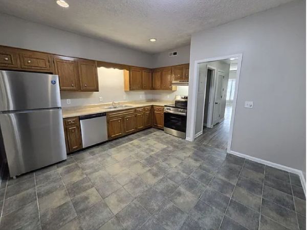 301 Hickory Pl, Nashville, TN 37214