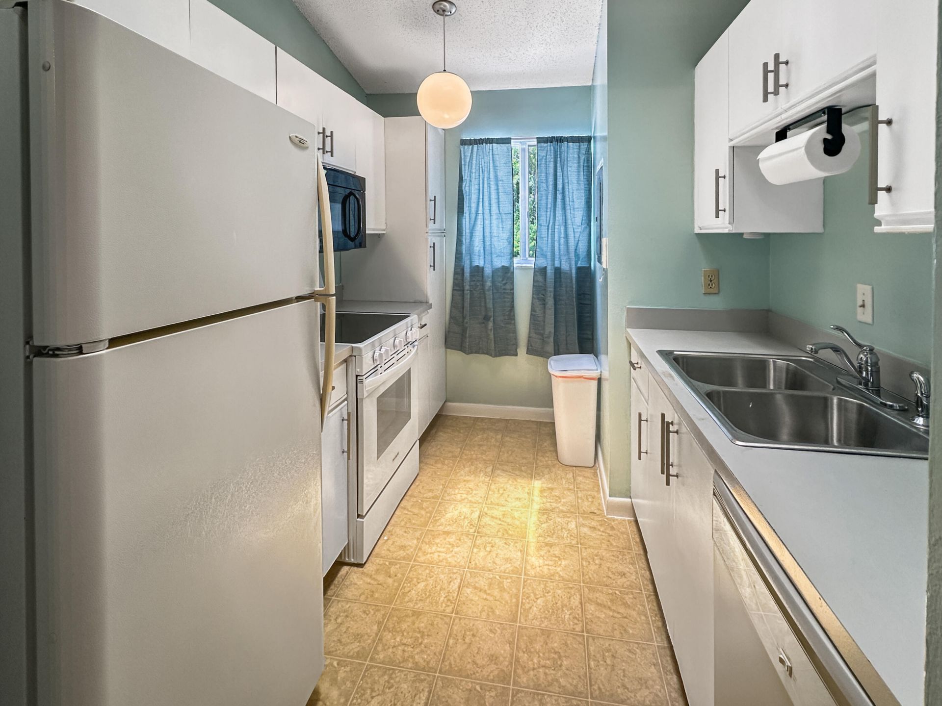 5747 Deer Run Drive, Unit 1L, Fort Pierce, FL 34951 Photo
