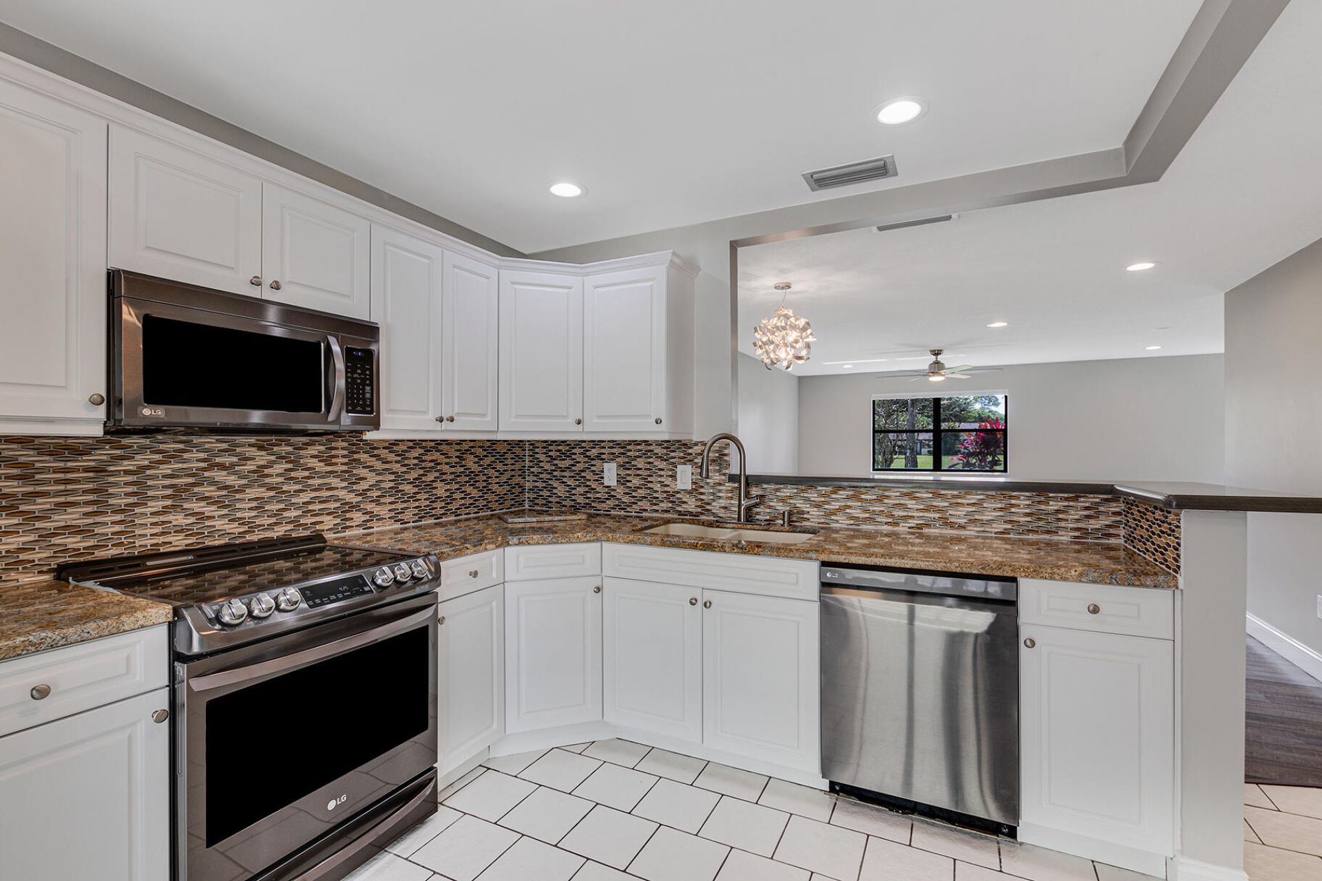 423 Narrowleaf Court, Royal Palm Beach, FL 33411 Photo