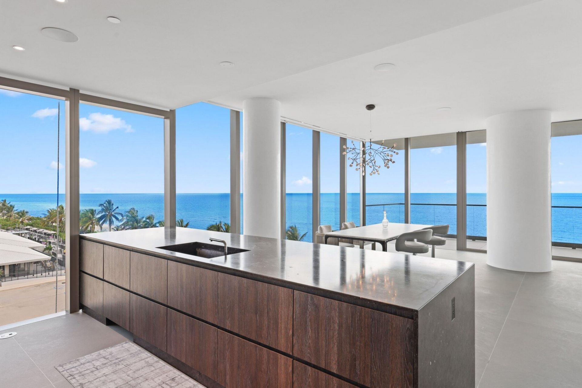 2000 S Ocean Drive, Unit 5A, Hallandale Beach, FL 33009 Photo