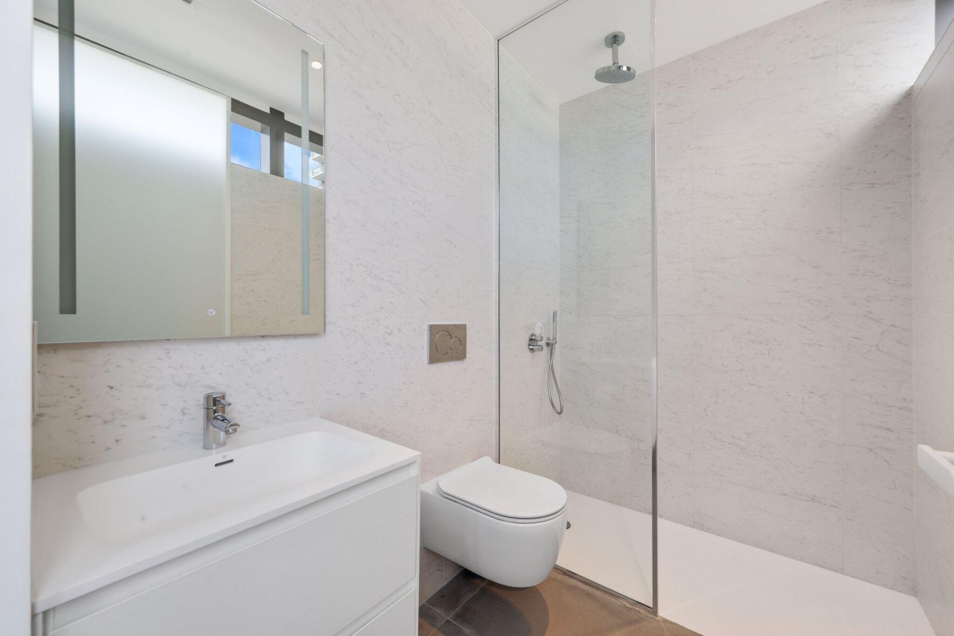 2000 S Ocean Drive, Unit 5A, Hallandale Beach, FL 33009 Photo
