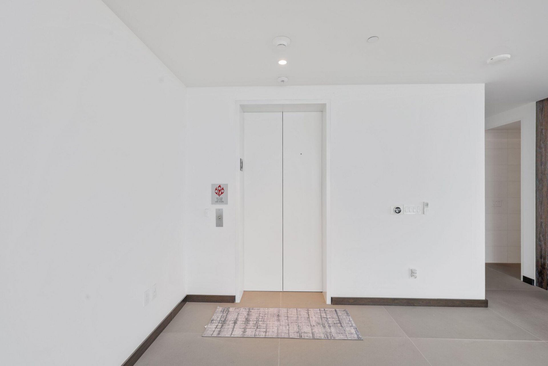 2000 S Ocean Drive, Unit 5A, Hallandale Beach, FL 33009 Photo