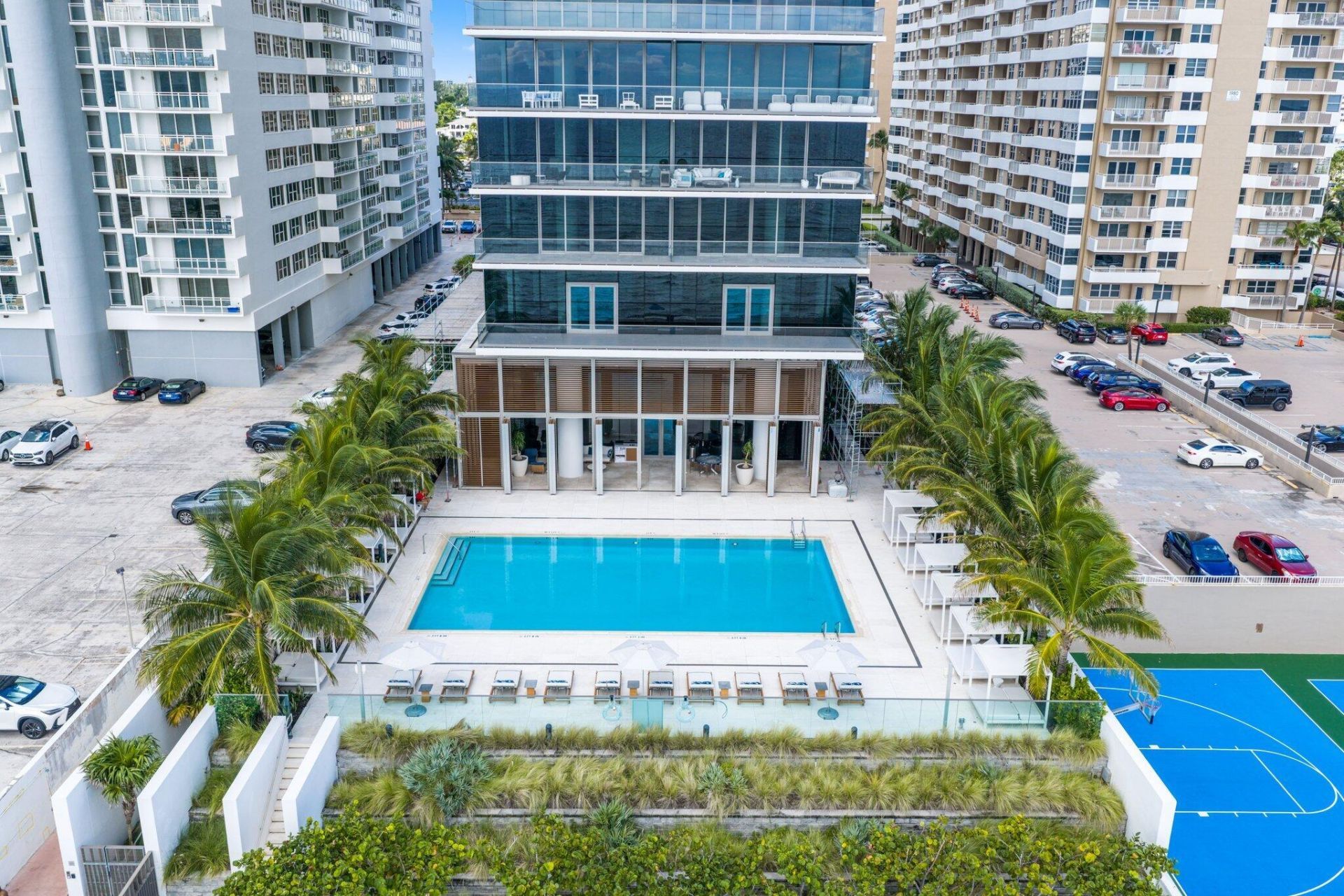 2000 S Ocean Drive, Unit 5A, Hallandale Beach, FL 33009 Photo