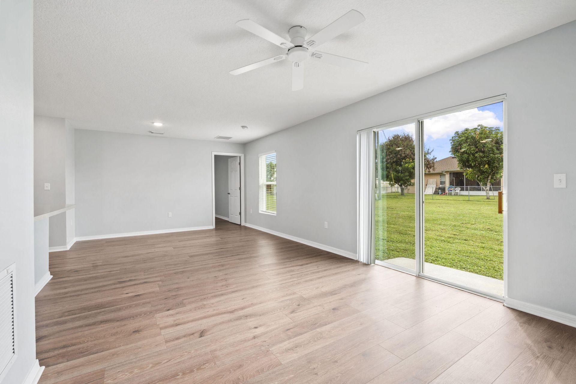 474 NE Mainsail Street, Port Saint Lucie, FL 34983 Photo