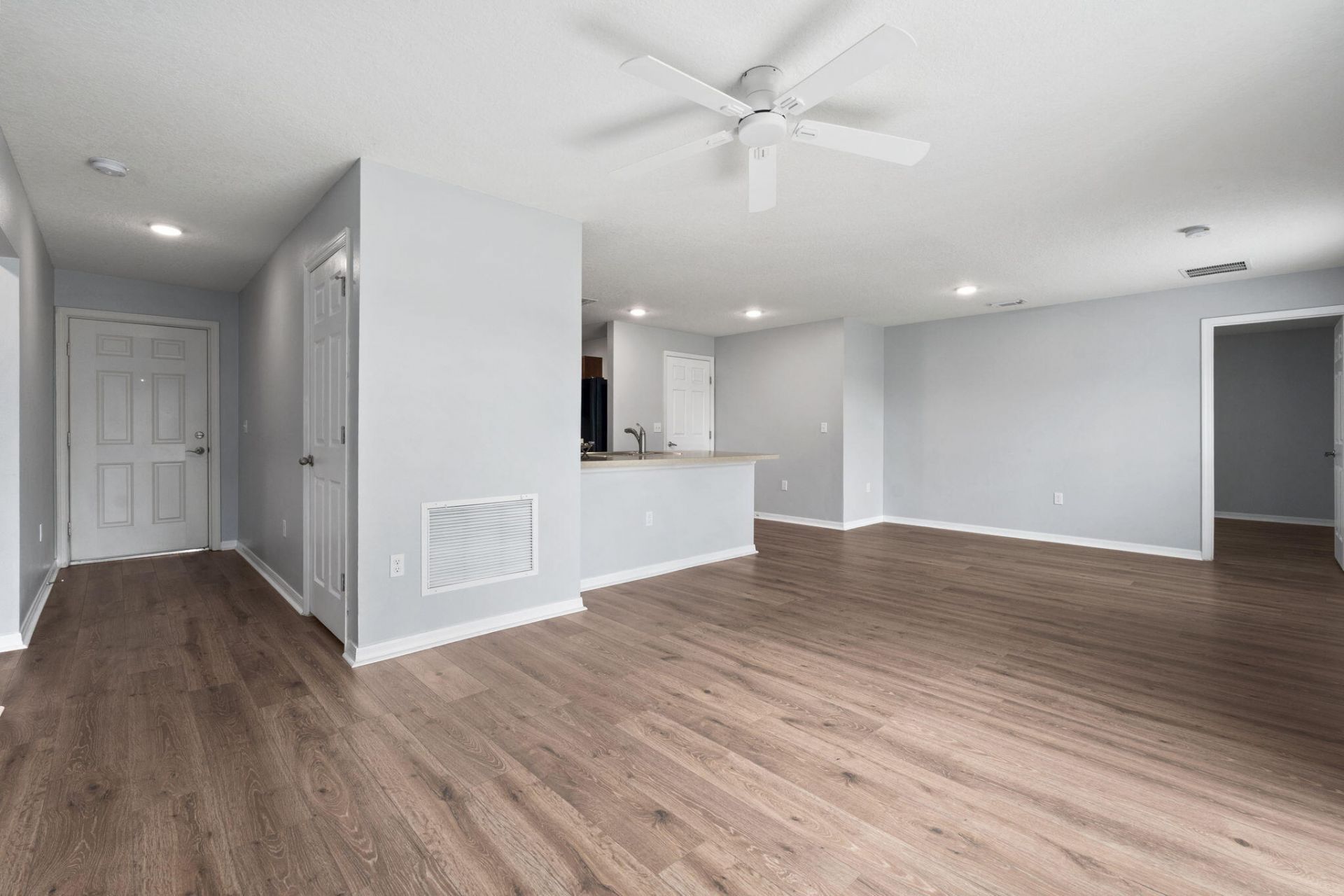474 NE Mainsail Street, Port Saint Lucie, FL 34983 Photo