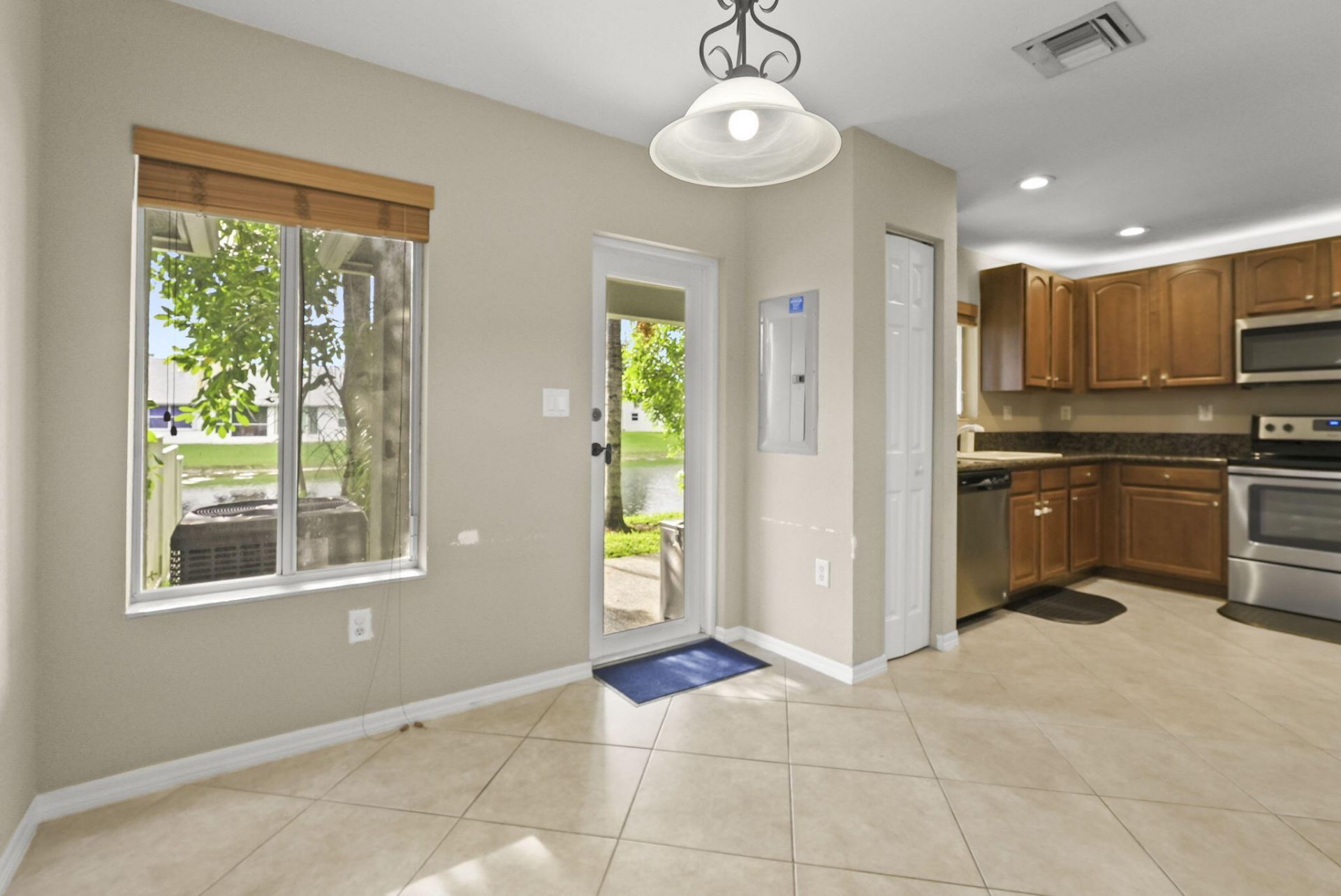 5963 Glasgow Way, Tamarac, FL 33321 Photo