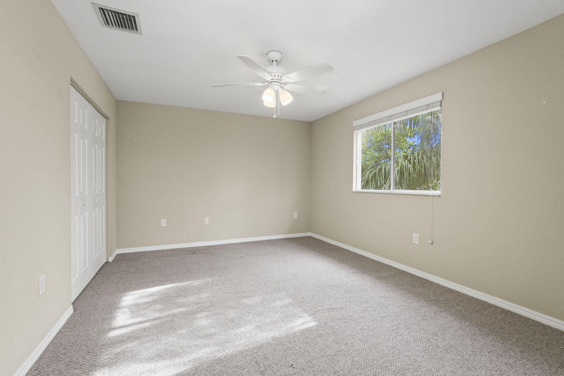 5963 Glasgow Way, Tamarac, FL 33321 Photo