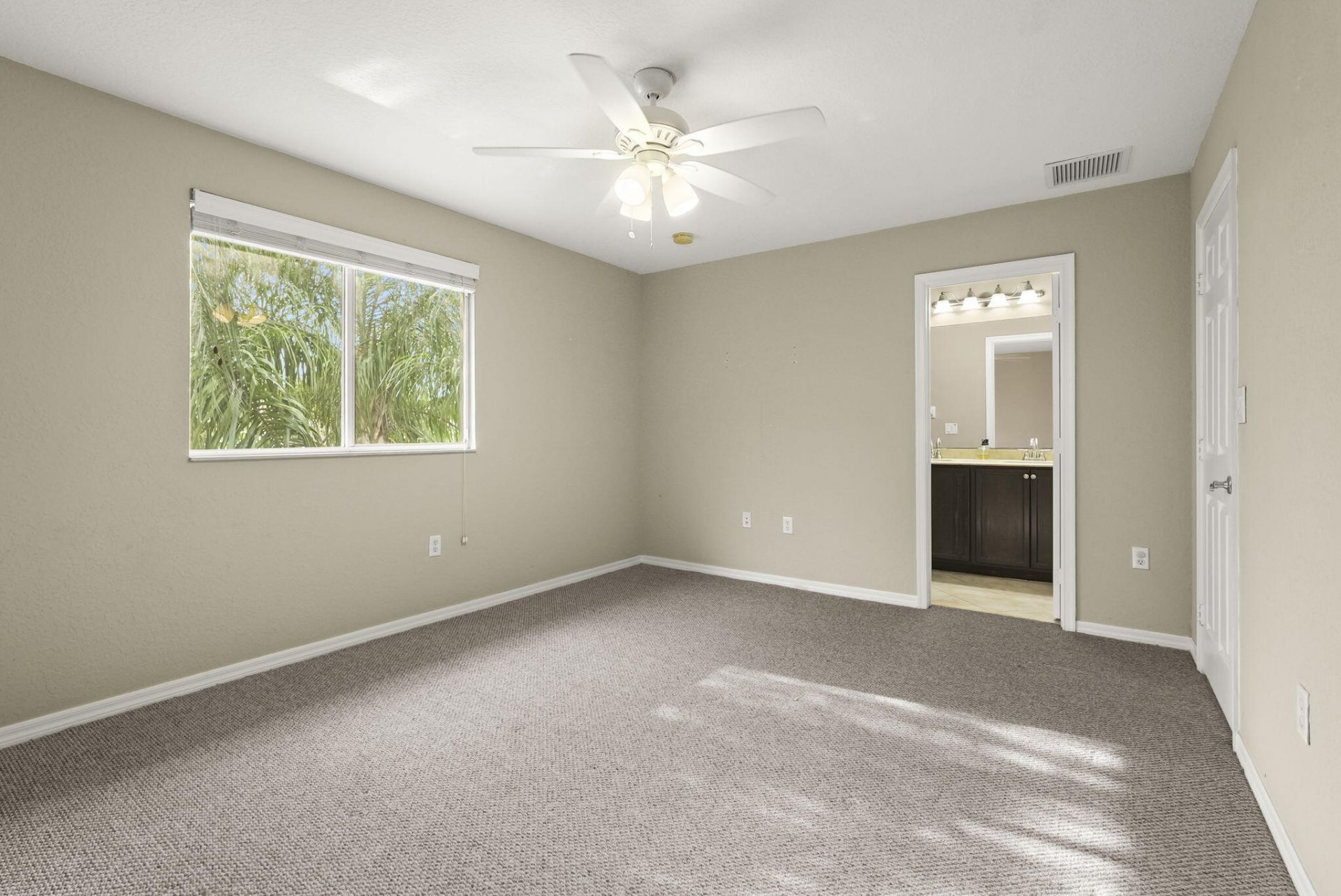 5963 Glasgow Way, Tamarac, FL 33321 Photo