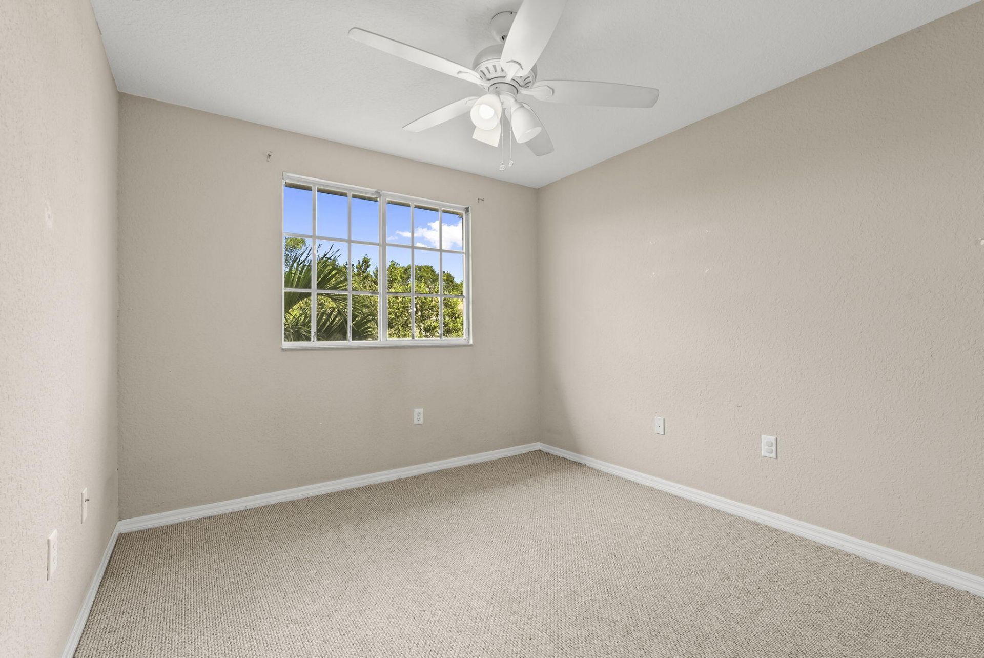 5963 Glasgow Way, Tamarac, FL 33321 Photo