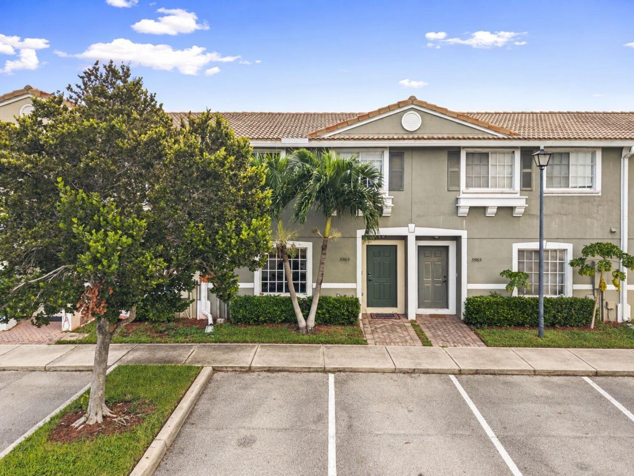 5963 Glasgow Way, Tamarac, FL 33321 Photo