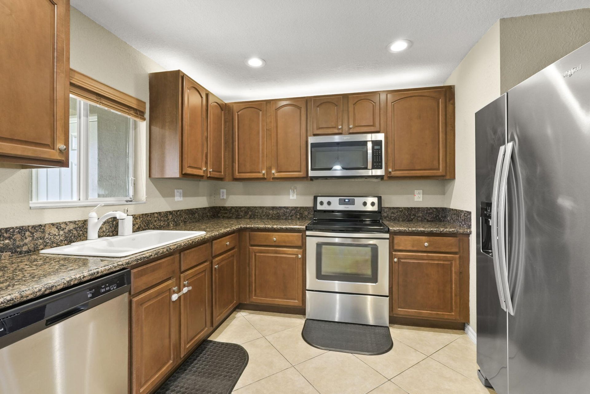 5963 Glasgow Way, Tamarac, FL 33321 Photo